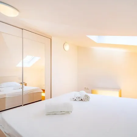 A1 Beautiful Apt W Magnificent View And Pool Use Lejlighed Novigrad (Dalmatia)