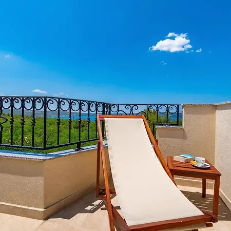 A1 Beautiful Apt W Magnificent View And Pool Use * Novigrad (Dalmatia)