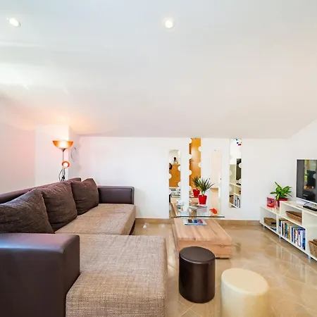 A1 Beautiful Apt W Magnificent View And Pool Use Novigrad (Dalmatia)